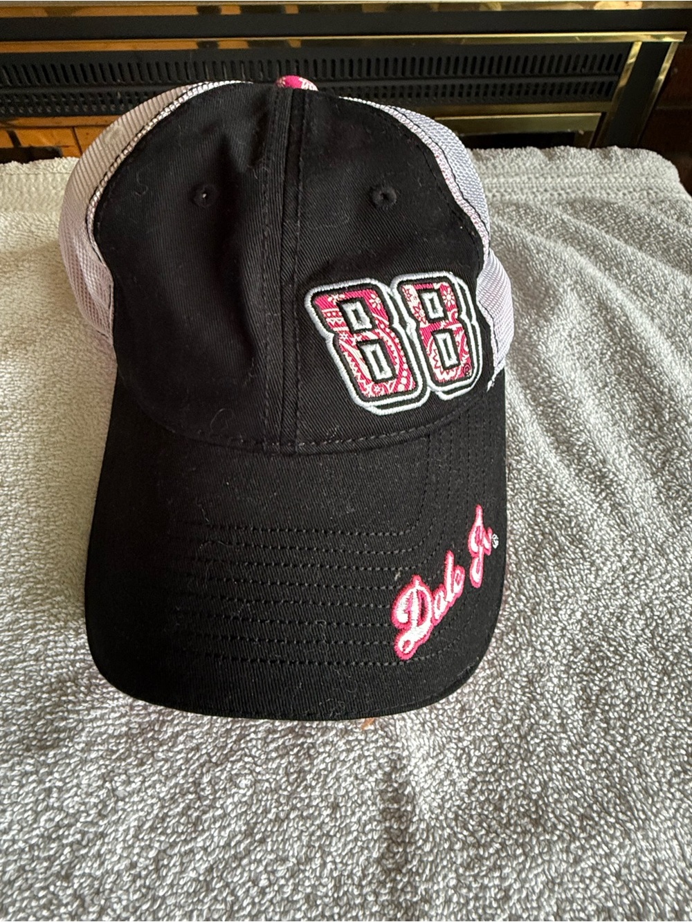 Preloved in very good condition- Dale Jr #88 baseball cap